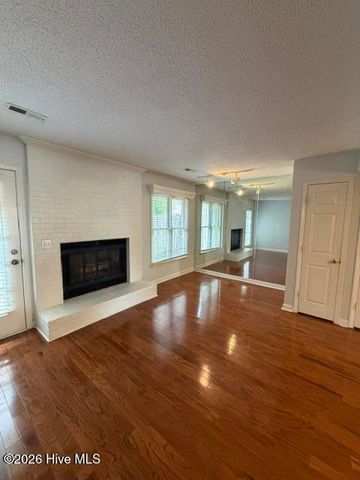 2015 Quail Ridge Road, Greenville, NC 27858