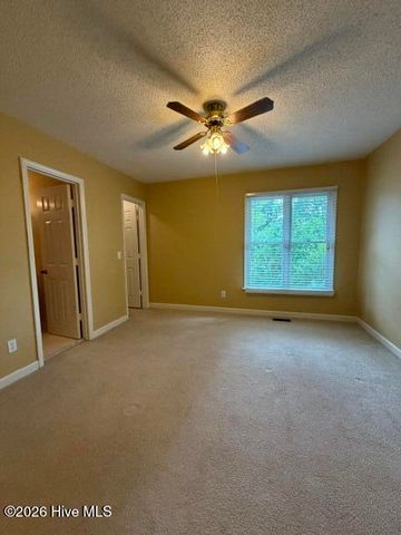 2015 Quail Ridge Road, Greenville, NC 27858