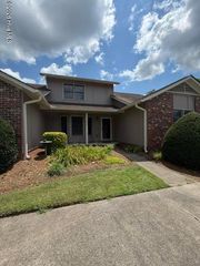 2015 Quail Ridge Road, Greenville, NC 27858