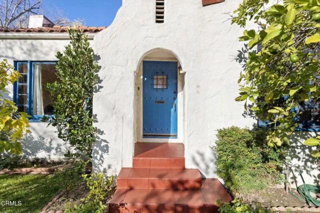 3171 Mataro Street, Pasadena, CA 91107