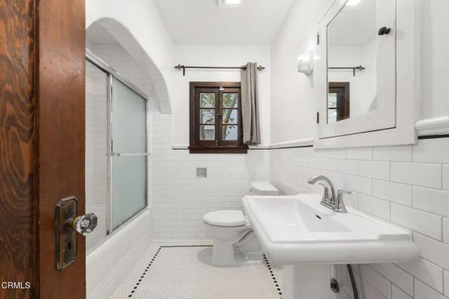 3171 Mataro Street, Pasadena, CA 91107