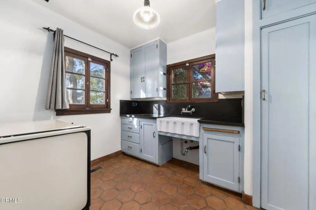 3171 Mataro Street, Pasadena, CA 91107