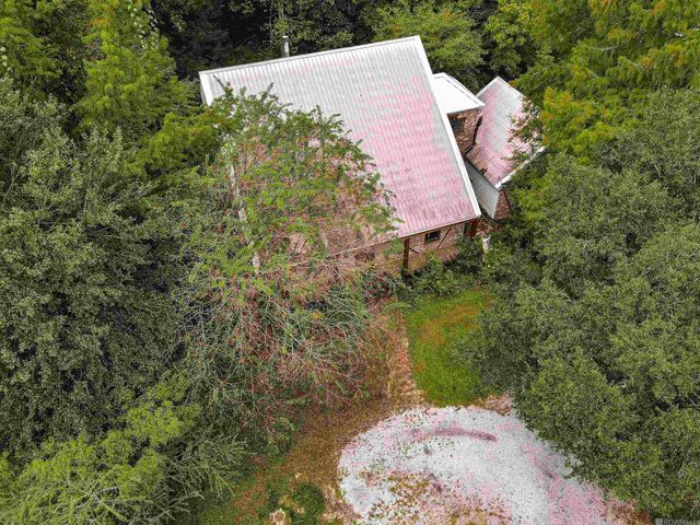 25247 Shane Ct, Jackson, LA 70748