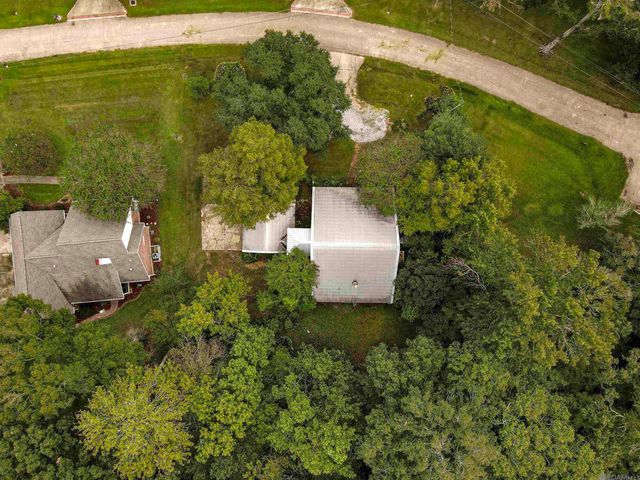 25247 Shane Ct, Jackson, LA 70748