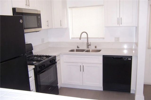 334 Country Club, San Bernardino, CA 92404