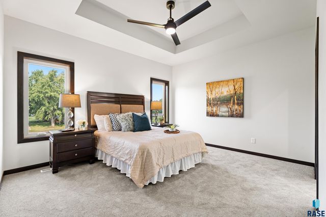 1109 S Foss Ave Avenue, Sioux Falls, SD 57110