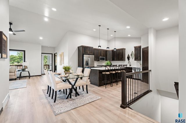 1109 S Foss Ave Avenue, Sioux Falls, SD 57110