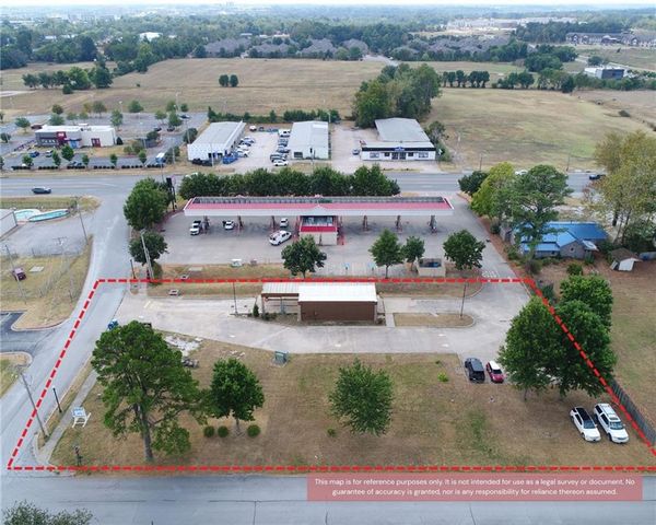 3510 SE L Street, Bentonville, AR 72712