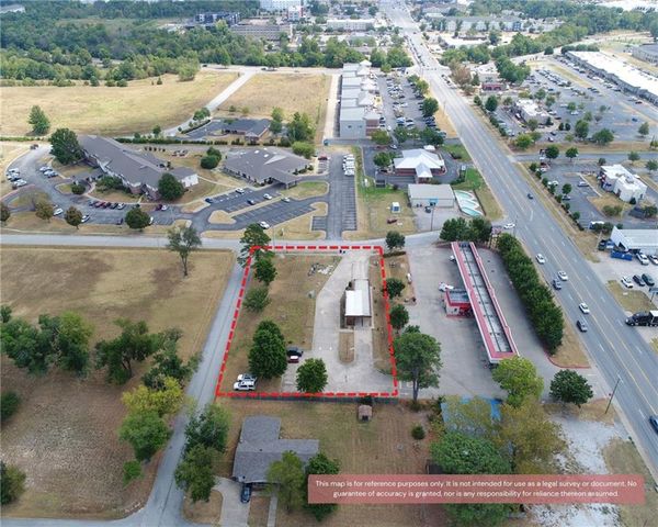 3510 SE L Street, Bentonville, AR 72712
