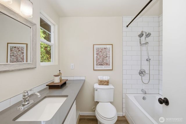 4217 184th Place SW, Lynnwood, WA 98037