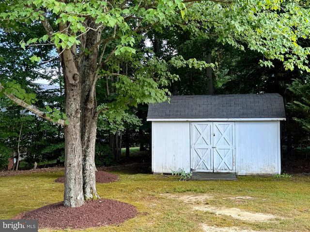 6499 AURA DR, La Plata, MD 20646