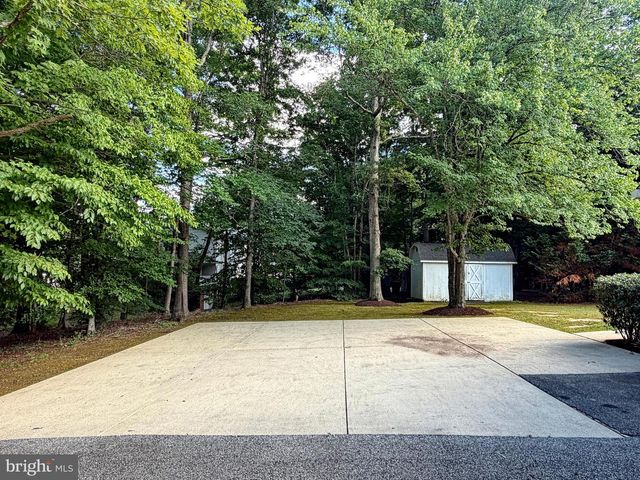 6499 AURA DR, La Plata, MD 20646