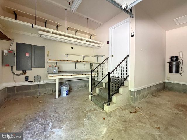 6499 AURA DR, La Plata, MD 20646