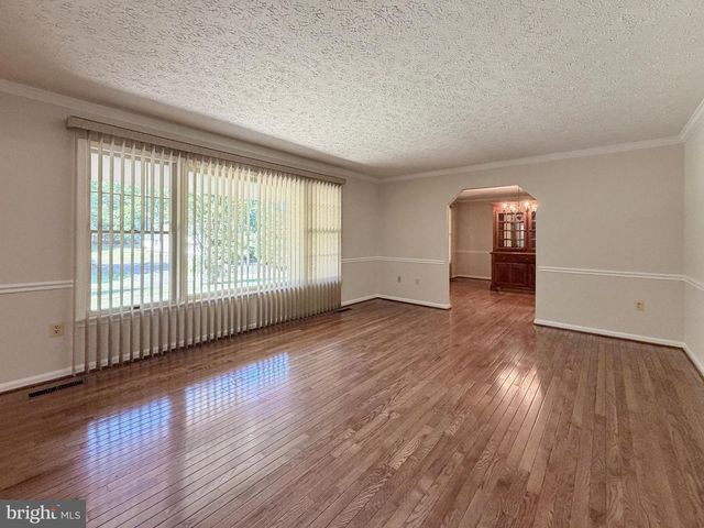 6499 AURA DR, La Plata, MD 20646