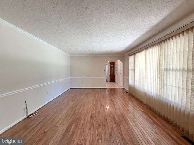6499 AURA DR, La Plata, MD 20646