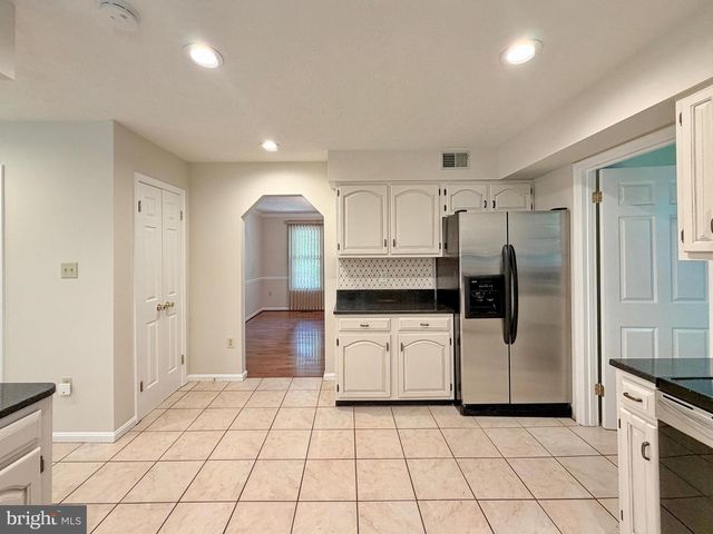 6499 AURA DR, La Plata, MD 20646