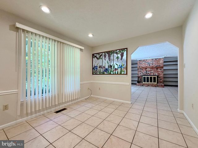 6499 AURA DR, La Plata, MD 20646