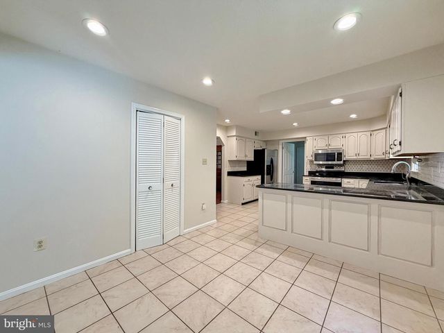 6499 AURA DR, La Plata, MD 20646