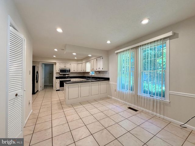 6499 AURA DR, La Plata, MD 20646