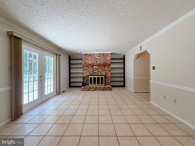 6499 AURA DR, La Plata, MD 20646