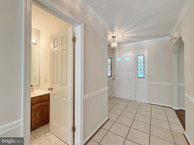 6499 AURA DR, La Plata, MD 20646