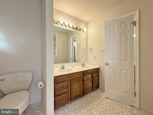 6499 AURA DR, La Plata, MD 20646