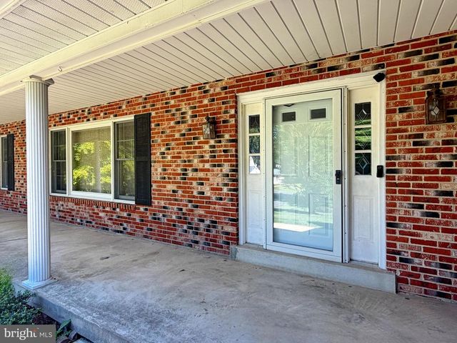 6499 AURA DR, La Plata, MD 20646