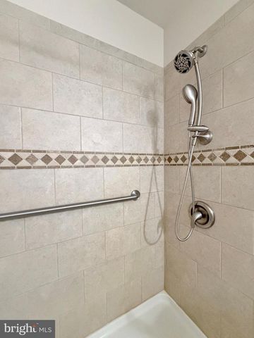 6499 AURA DR, La Plata, MD 20646