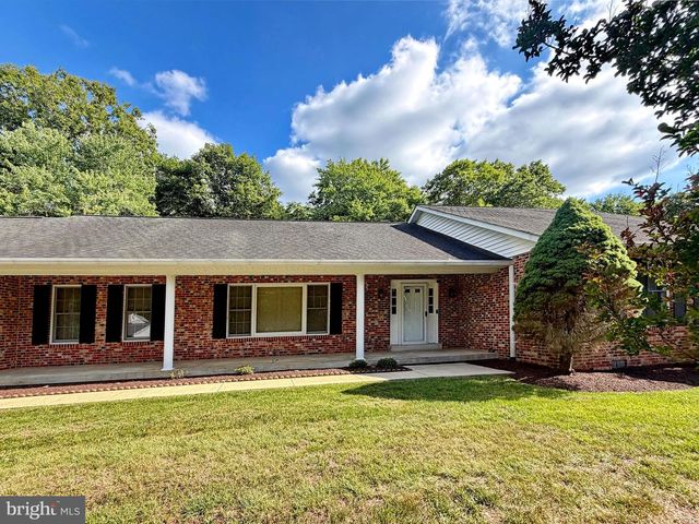 6499 AURA DR, La Plata, MD 20646