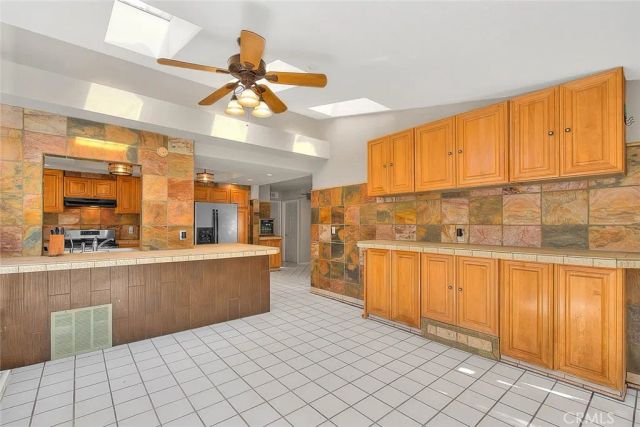 24224 High Knob, Diamond Bar, CA 91765