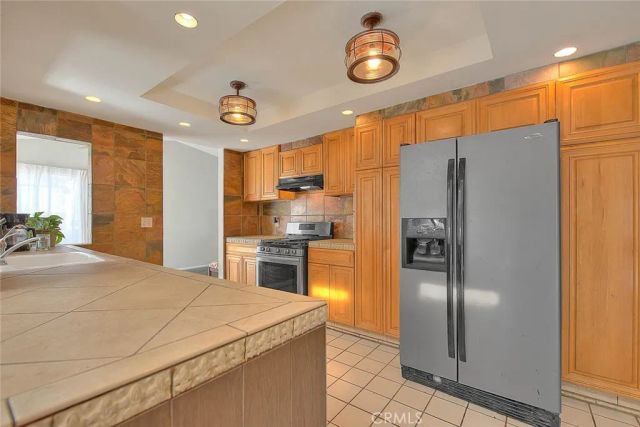 24224 High Knob, Diamond Bar, CA 91765