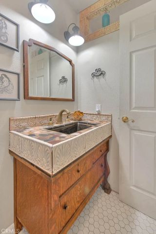 24224 High Knob, Diamond Bar, CA 91765