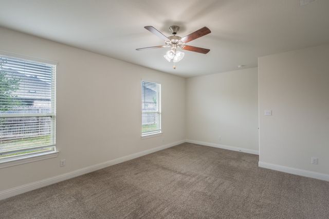 2808 Grizzly Road, Aubrey, TX 76227