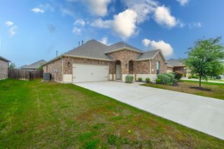 2808 Grizzly Road, Aubrey, TX 76227
