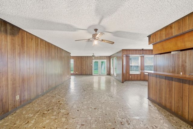 4929 Monarch Oak Lane, Texas City, TX 77591