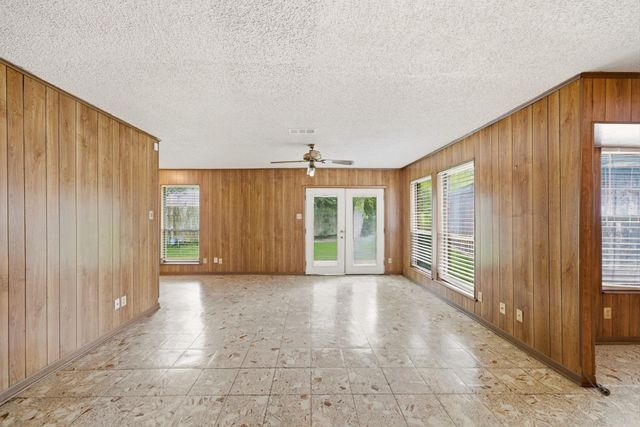 4929 Monarch Oak Lane, Texas City, TX 77591