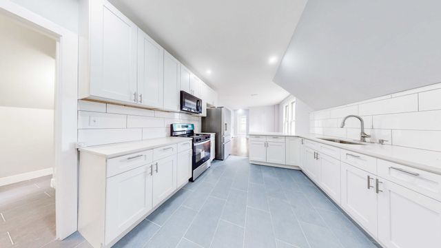 6628 S Sangamon Street, Chicago, IL 60621