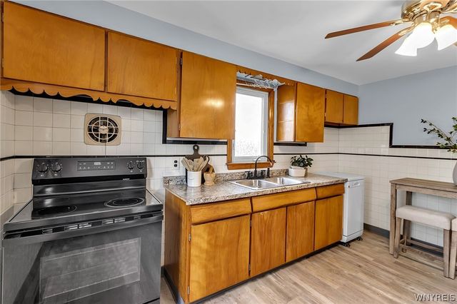 117 Standard Parkway, Cheektowaga, NY 14227