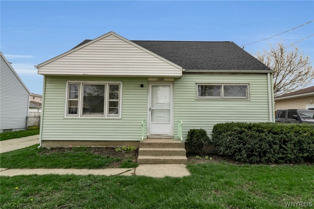 117 Standard Parkway, Cheektowaga, NY 14227