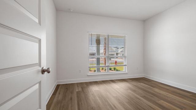 87 Holley Grove Lane, Point Washington, FL 32459