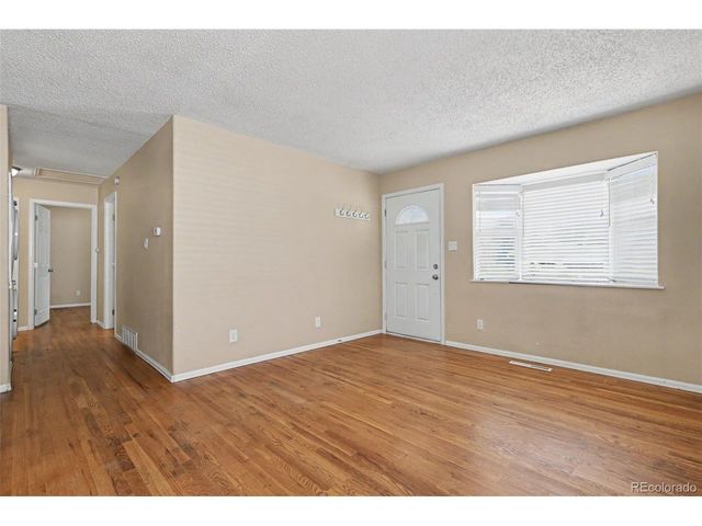 105 Linden Dr, Colorado Springs, CO 80911