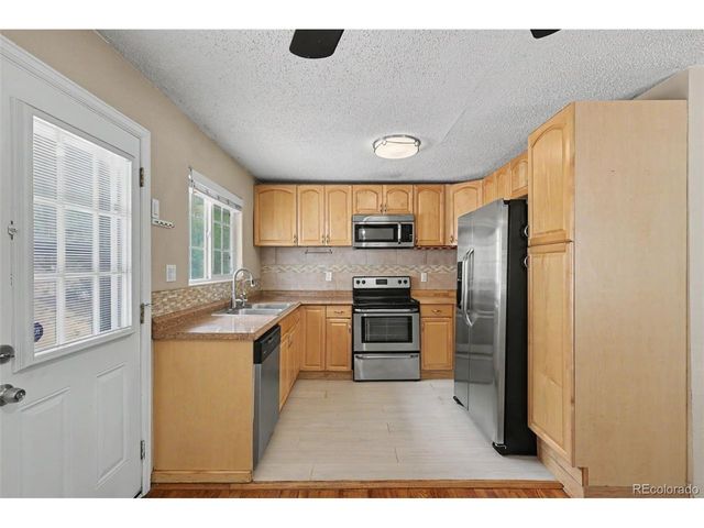 105 Linden Dr, Colorado Springs, CO 80911