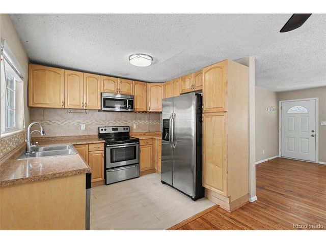 105 Linden Dr, Colorado Springs, CO 80911