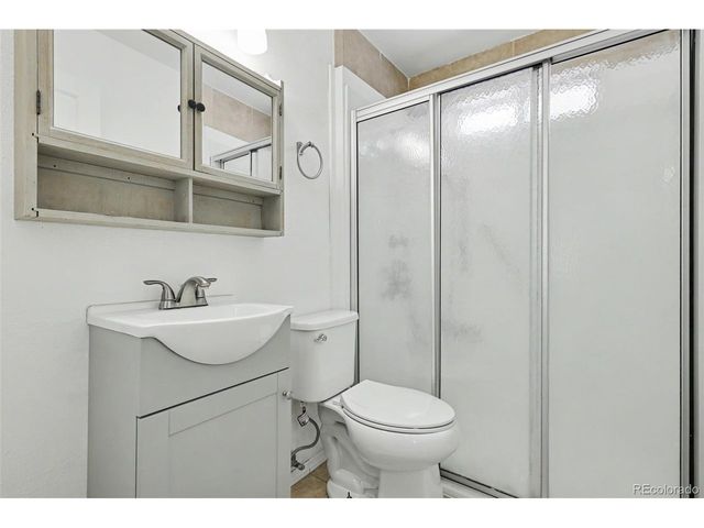 105 Linden Dr, Colorado Springs, CO 80911