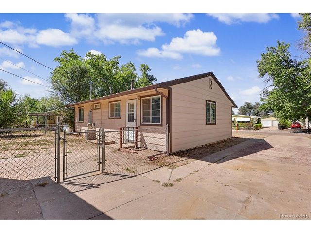 105 Linden Dr, Colorado Springs, CO 80911