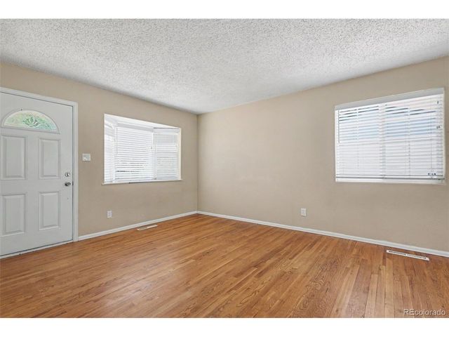 105 Linden Dr, Colorado Springs, CO 80911