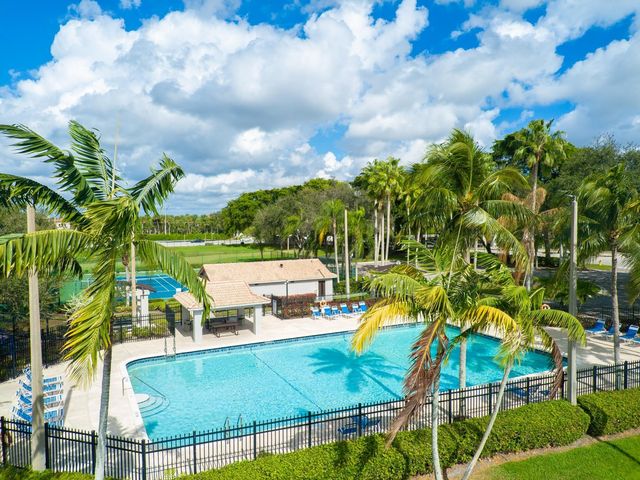 11632 SW 19th St, Miramar, FL 33025