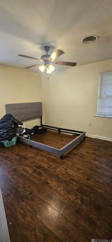 25355 Dickinson Rd, Plaquemine, LA 70764