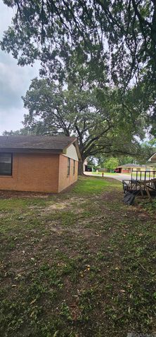 25355 Dickinson Rd, Plaquemine, LA 70764