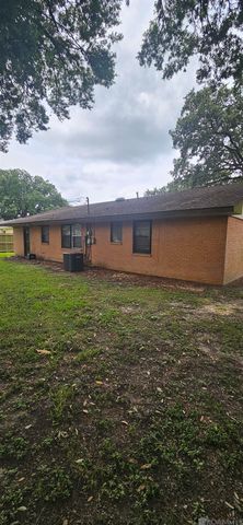 25355 Dickinson Rd, Plaquemine, LA 70764
